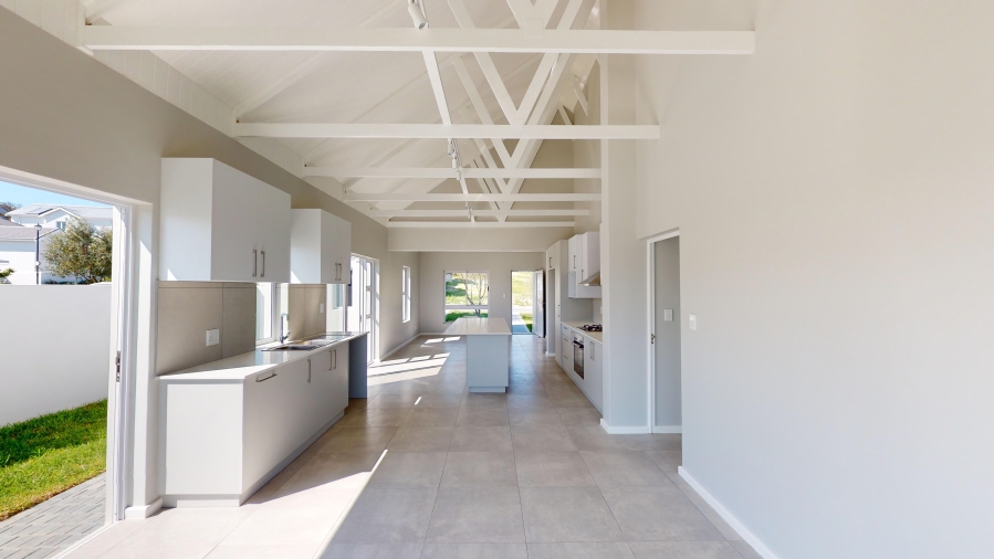 3 Bedroom Property for Sale in Berg En Dal Western Cape